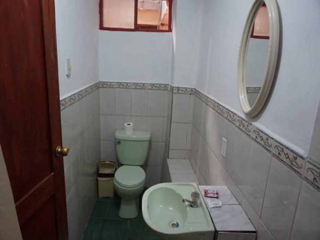 Wasi Away Hostel Ollantaytambo Esterno foto