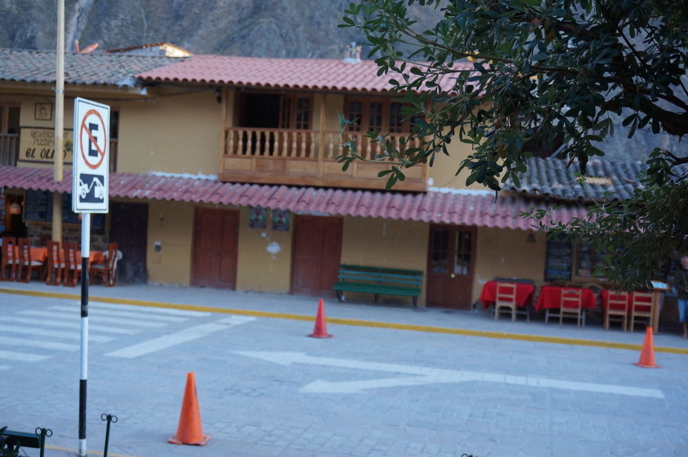 Wasi Away Hostel Ollantaytambo Esterno foto