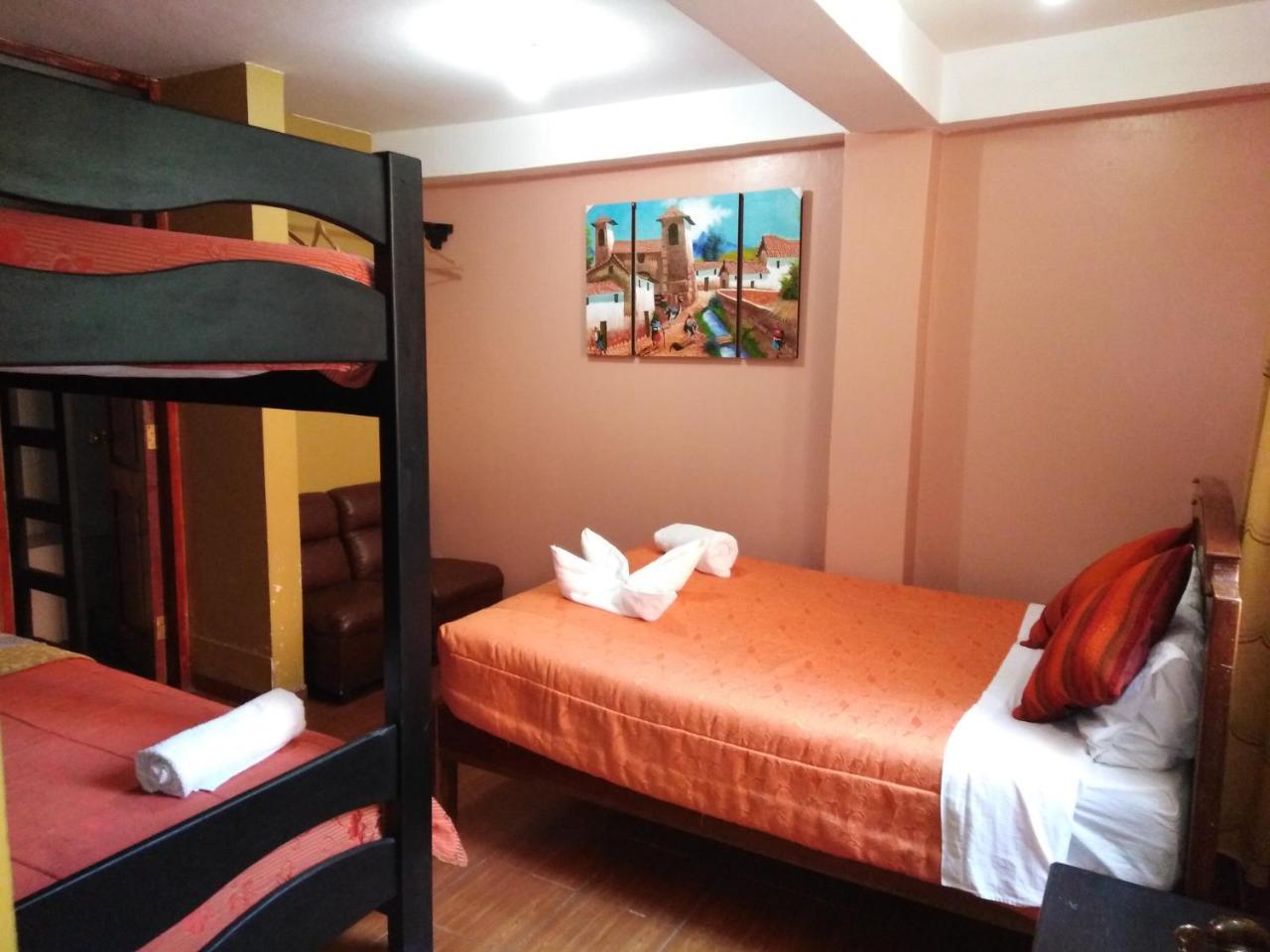 Wasi Away Hostel Ollantaytambo Esterno foto